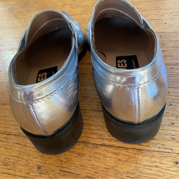 GOLDEN GOOSE WOMENS SLIP-ON LOAFERS - Picture 7 of 9